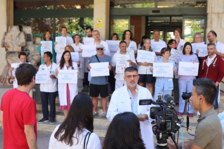 Los médicos reclaman un Estatuto propio y una mesa de negociación exclusiva
