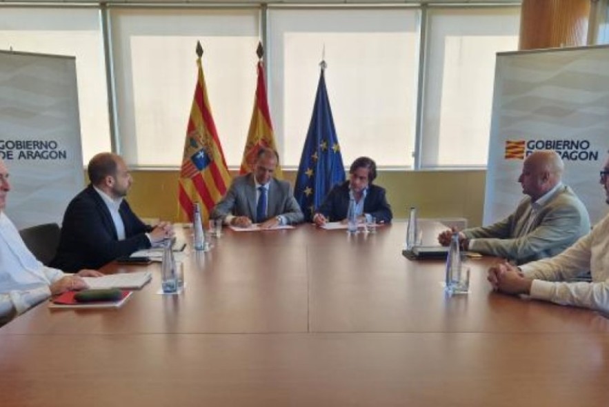 Aragón destina 56 millones, un 35% más, al transporte sanitario no urgente