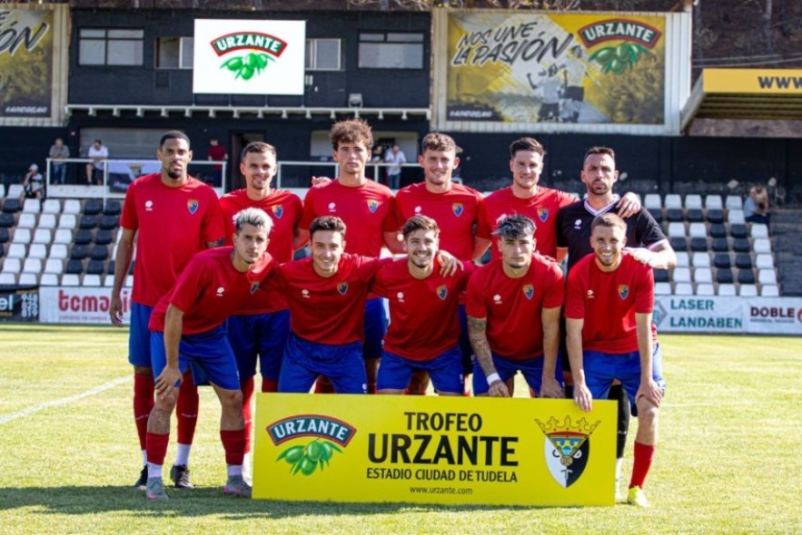 El CD Teruel luce rasmia pero evidencia trabajo pendiente en el Trofeo Urzante