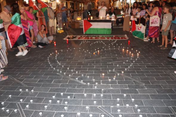 Teruel realizó una vigilia por la paz en Gaza para dar voz a las miles de personas allí atrapadas