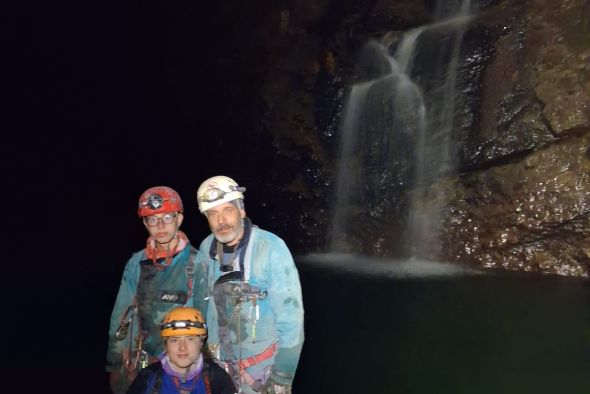 Dos hermanos de Castel de Cabra, récord mundial de espeleología en los Alpes