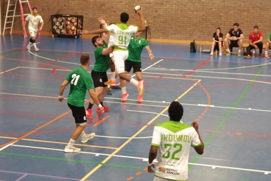 Huesca se lleva por la mínima el amistoso ante Sagunto en Alcañiz