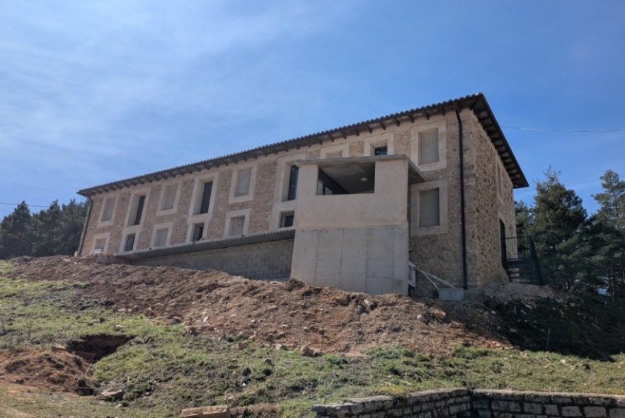 Casi cien obras en colegios se ejecutan contra reloj de cara al inicio del curso