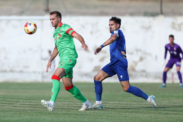 El Teruel se topa con un Osasuna B más rodado y ensaya su plan físico
