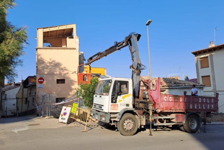 Los vecinos desalojados por el derrumbe en la calle de la Ginebrosa de Alcañiz vuelven a sus viviendas