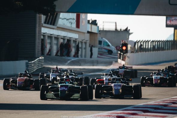 Motorland se posiciona en automovilismo con la agenda de la Ultimate Cup