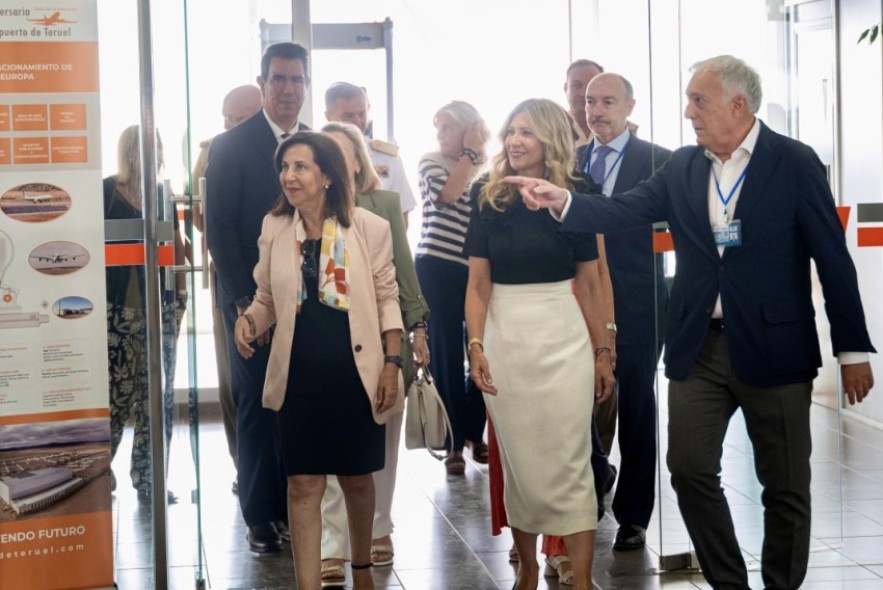 Defensa invertirá 42 millones de euros en el Centro Integral de Entrenamiento y Movilidad Aérea que se instalará en el Aeropuerto de Teruel y creará 350 empleos