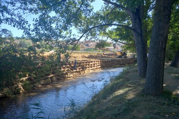 El Ayuntamiento de Teruel adecua las riberas del río Turia y del Alfambra