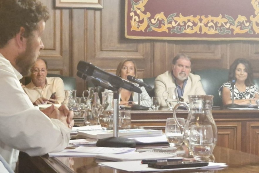 Teruel repite el debate sobre el estado de la ciudad con acusaciones cruzadas entre el PP y la oposición