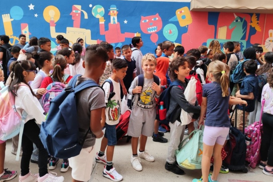 15.783 escolares regresan a las aulas en una jornada de reencuentro con mucha alegría y algunas lágrimas