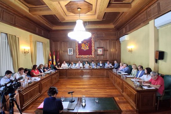 La alcaldesa de Teruel presume  de impulso inversor en  la legislatura frente a  las críticas de TE y el PSOE