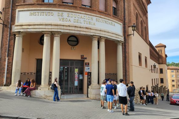 Un total de 1.328 estudiantes de Bachillerato vuelven a las aulas