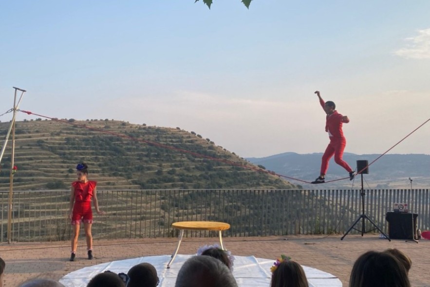 El Festival Sal de Casa cierra un verano lleno de música, teatro y humor en el Maestrazgo