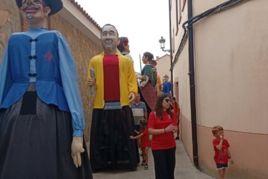 La Puebla honra a la Virgen de Valverde con misas, toros y música