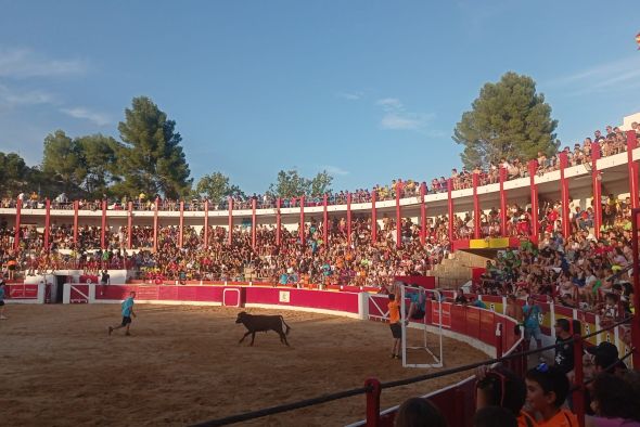 Las peñas meten los últimos goles a las fiestas de Alcañiz que acaban este sábado