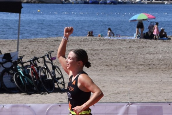 María Fuertes se erige campeona de España de paratriatlón en el año de su debut