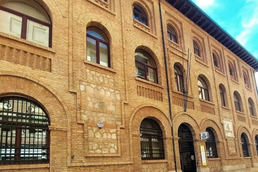 Correos ofrece su Tarjeta Prepago online y en 17 oficinas de Teruel para compras seguras