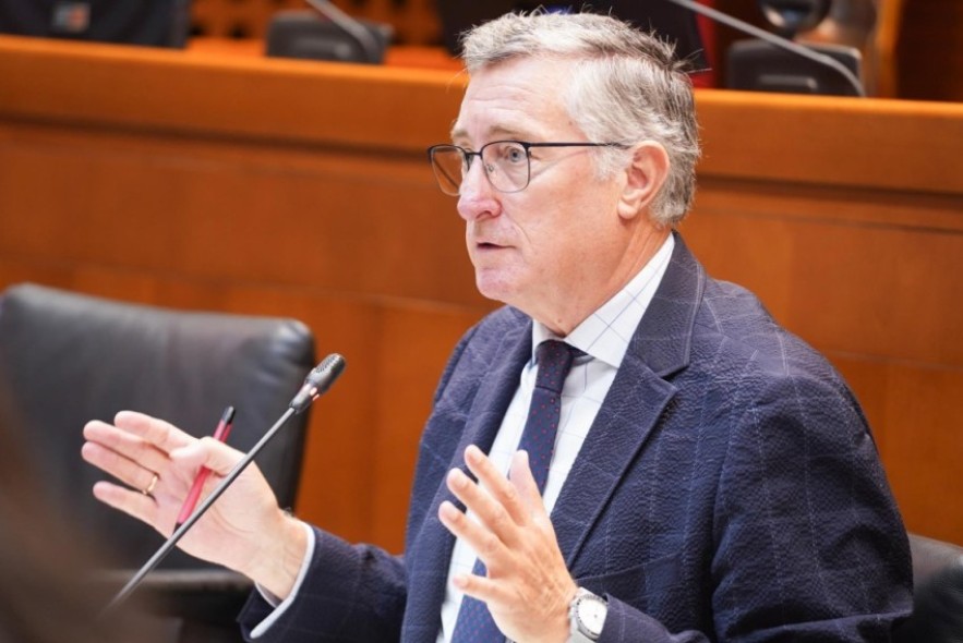 Blasco pide al alcalde de Olba que deje su promoción política y se deje ayudar para prevenir incendios