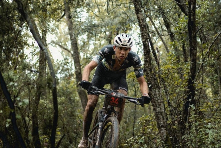 Roberto Bou regresa cerca del ‘top ten’ en la Tramun