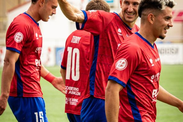 Un golazo de Albisua imprime la primera victoria del Teruel en esta liga (1-0)