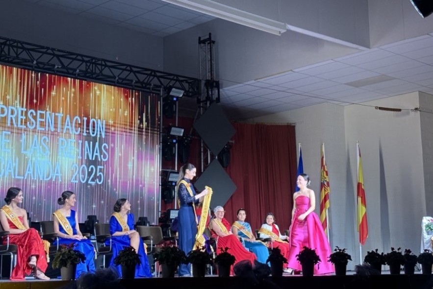 Calanda da la bienvenida a las Reinas de las Fiestas del Pilar 2025