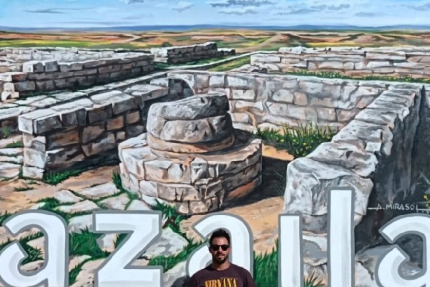 Álex Mirasol resalta los atractivos del Bajo Martín en nueve paredes