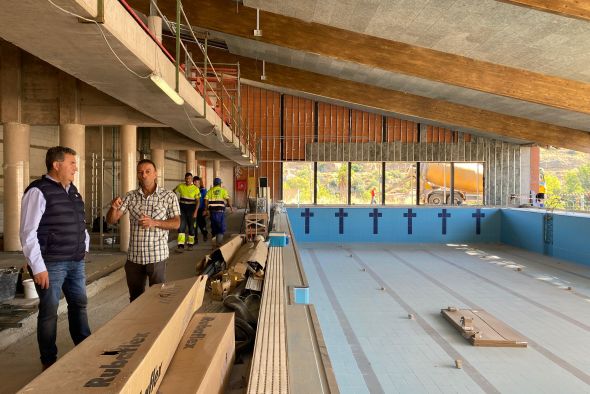 Alcañiz avanza en la renovación deportiva municipal con la nueva piscina y pistas de tenis