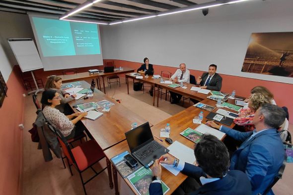Despoblación, dispersión e inestabilidad docente, desafíos de la educación en Teruel