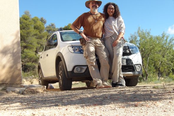 David Castillo y Eva Gil, propietarios de Birrus Design and Art: “Forjado a Fuego despertó la curiosidad sobre la cuchillería y tenemos meses de lista de espera”