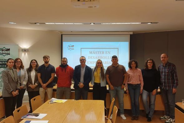 El máster de Desarrollo Empresarial aumenta su crecimiento y apoyos en el nuevo inicio