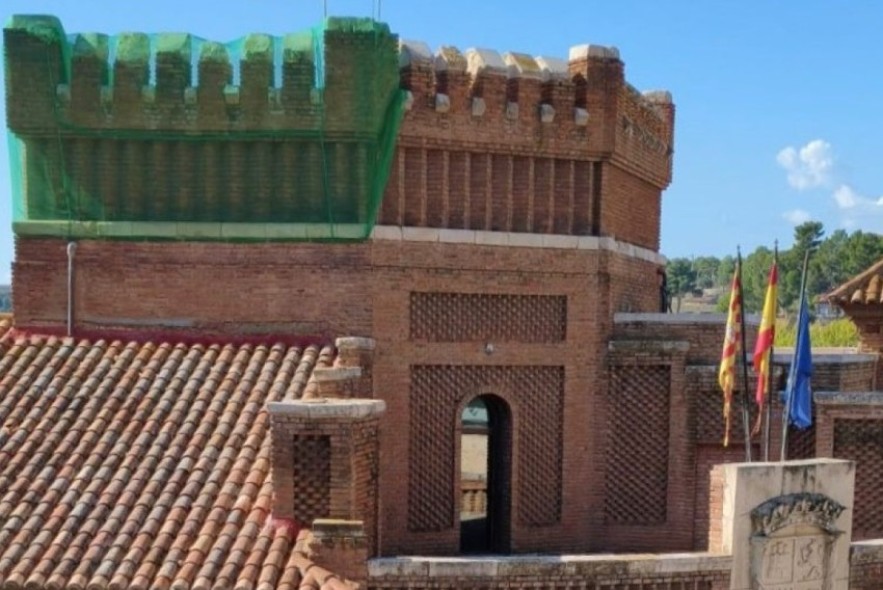 El Gobierno de Aragón promueve obras de emergencia en el IES Vega del Turia de Teruel para evitar la caída de cascotes y tejas