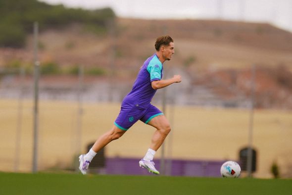 Pablo Tomeo, pleno de minutos en el Valladolid que ya mira al ascenso