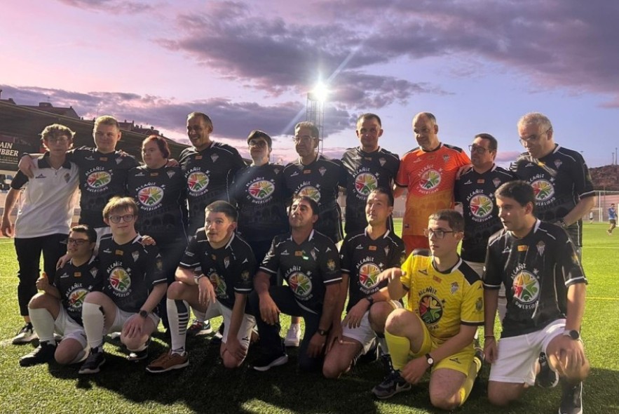 El Alcañiz C.F. Diversidad sale al campo con los valores de igualdad y respeto