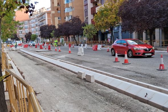Las obras en la avenida Sagunto obligan a cortar el tráfico entre las 22 y las 6:30 horas