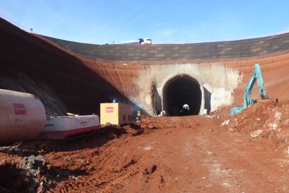 Un estudio de las plataformas ferroviarias considera un “disparate” la política del tren en España