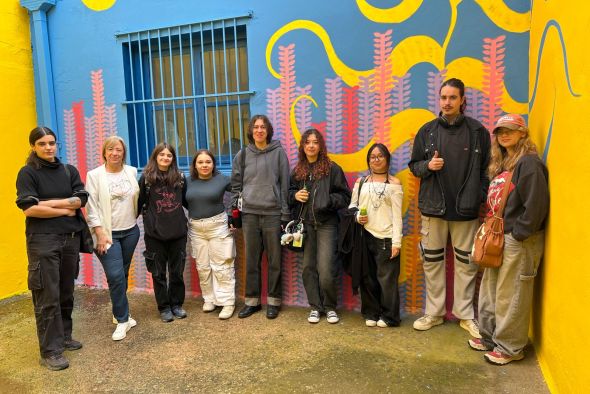 Sam Meléndez y Laura Garfella dan vida a dos espacios urbanos de Teruel