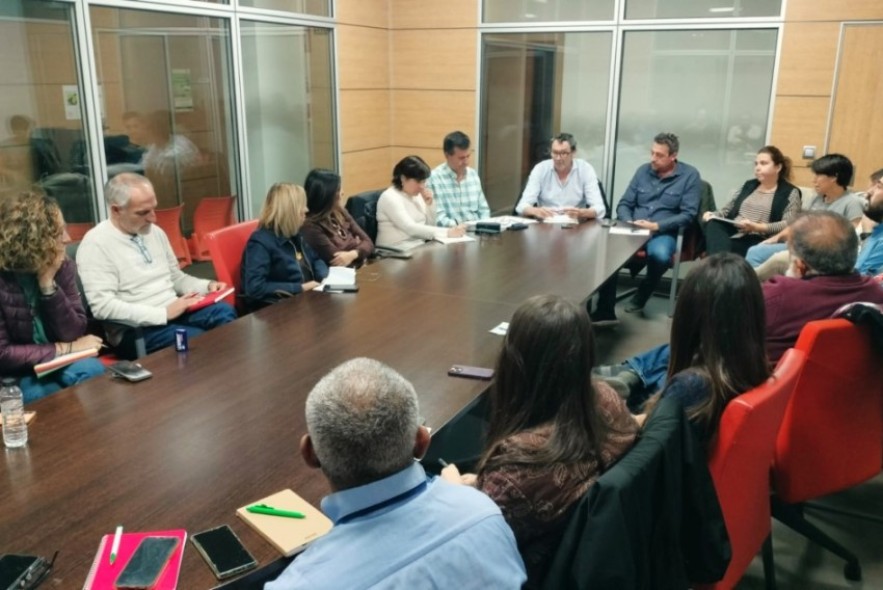 El PSOE defiende sus logros frente a la inacción del PP