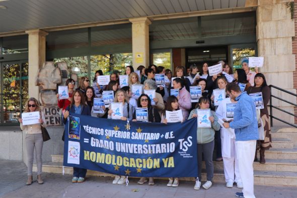 Los técnicos superiores sanitarios vuelven a convocar otra movilización