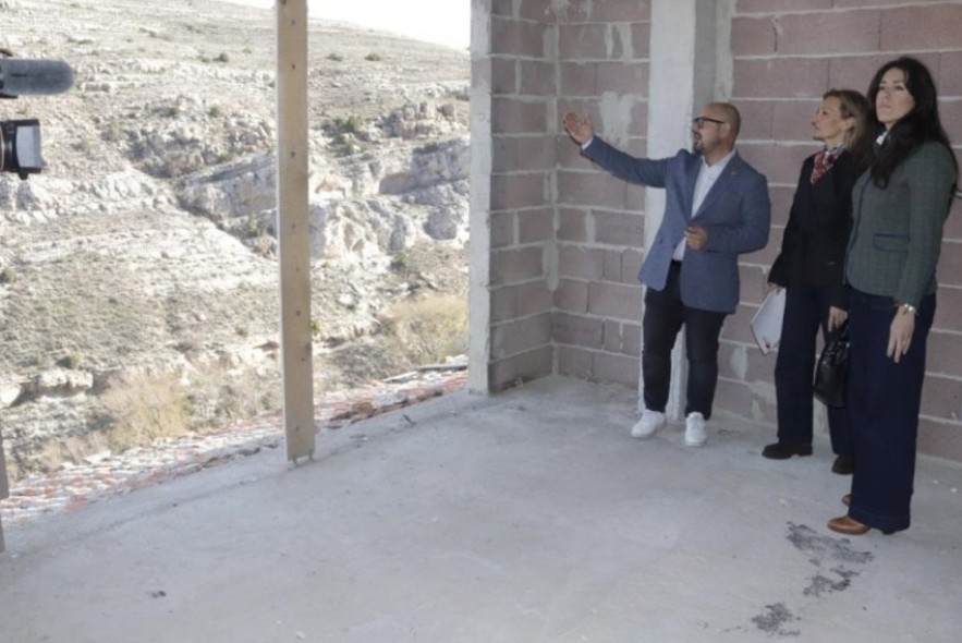 Las cuatro viviendas de Gúdar destinadas a trabajadores estarán finalizadas en el verano de 2026