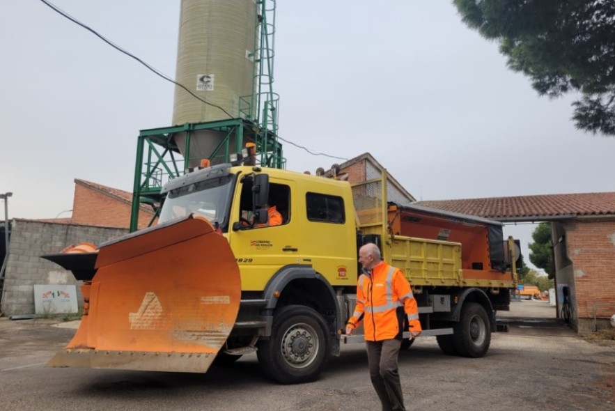 La campaña de vialidad invernal cuenta con 65 quitanieves y más de 150 personas velando por el buen estado de la red autonómica