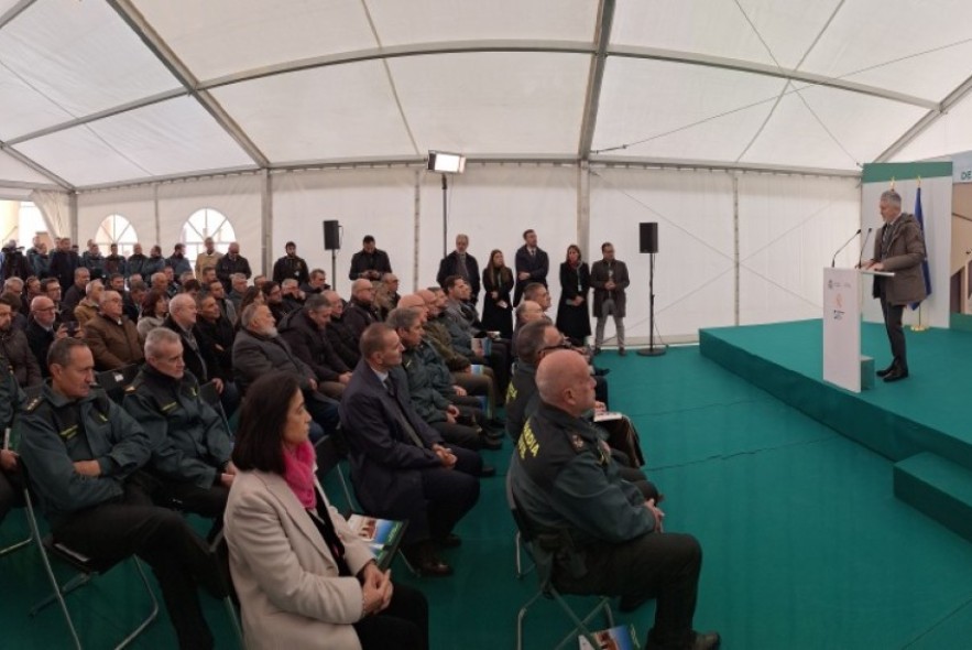 Grande-Marlaska confía en que el nuevo cuartel de Utrillas atraiga más agentes a las Cuencas Mineras