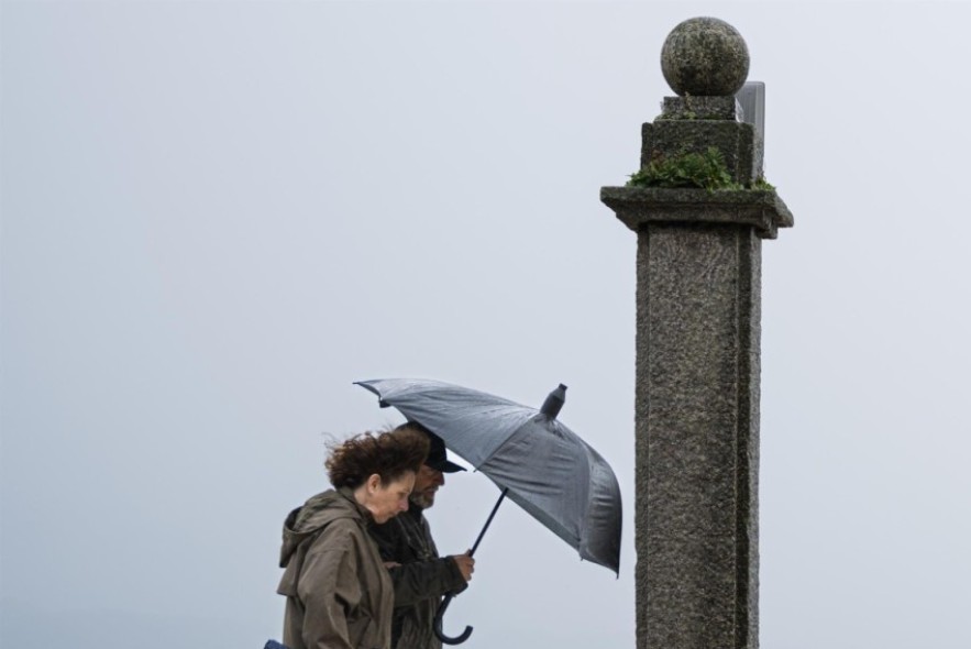 Un total de nueve provincias, entre ellas Huesca y Teruel, están en aviso por frío, nieve, lluvia, olas y viento