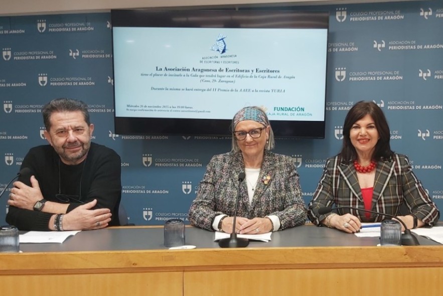 La Asociación Aragonesa de Escritoras y Escritores premia a la revista Turia