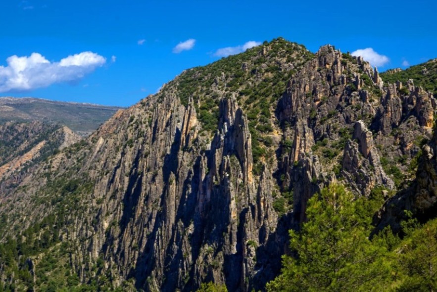 Los Órganos de Montoro revelan la grandeza de la naturaleza  en la provincia de Teruel