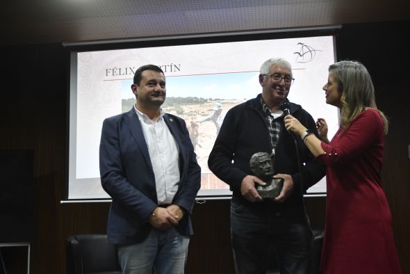 Félix Martín gana el V Premio Darío Vidal por la conservación de la vaca serrana de Teruel