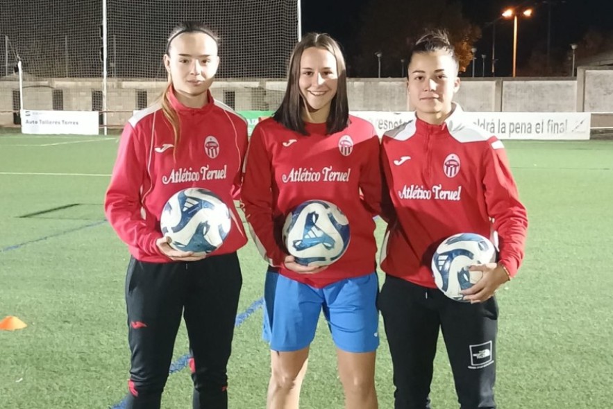 Manuela Muñoz, delantera del Atlético Teruel femenino: “Hacemos todo lo posible por poder compaginar nuestra vida cotidiana con practicar deporte”