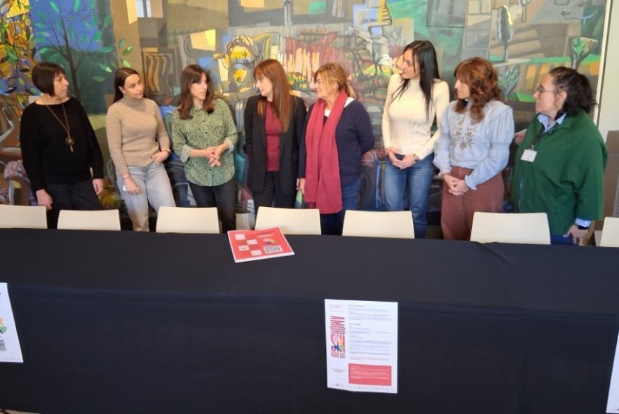 El  Mausoleo de los Amantes adapta sus recursos  para demostrar ‘Amor sin barreras’