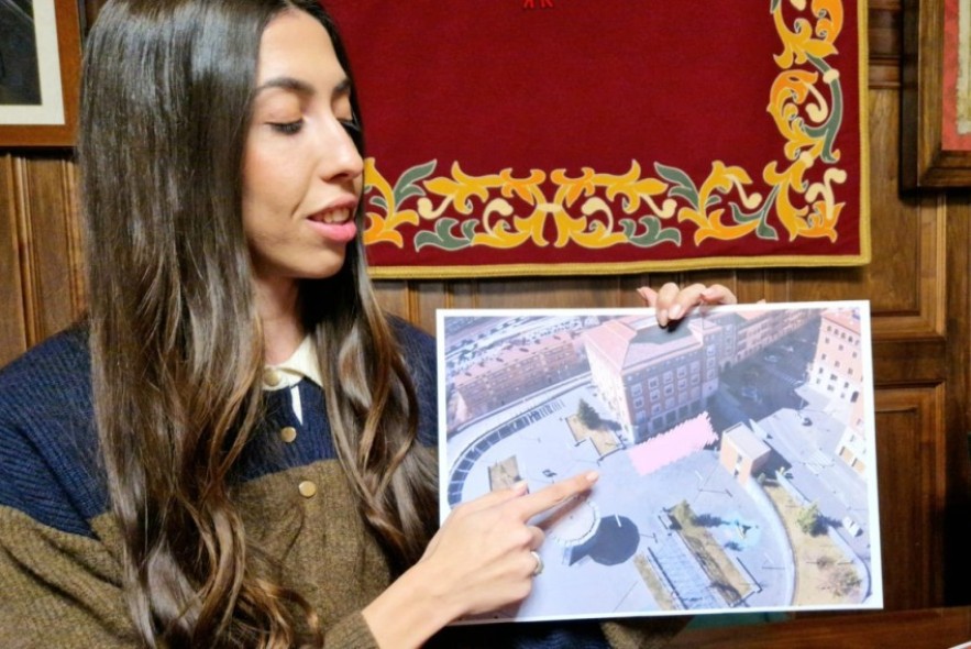 La magia de la Navidad se adelanta en Teruel con la instalación de una pista de patinaje gratuita en la Glorieta