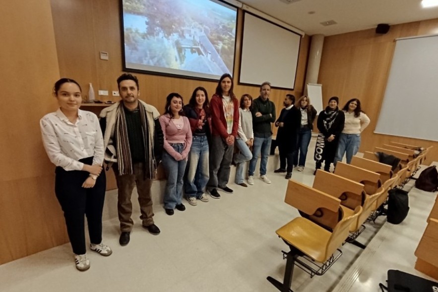 Un mes en una alquería modernista de Alzira para crear tres obras de arte