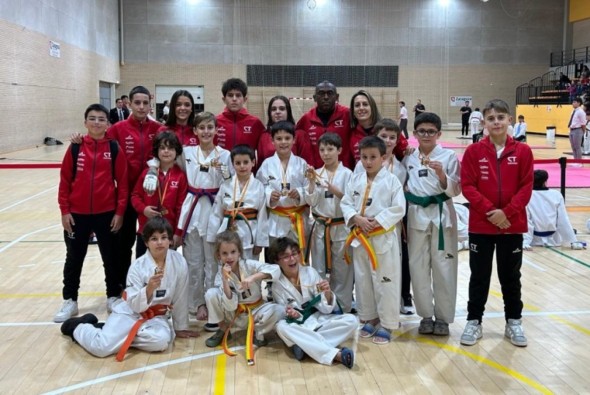 Varios clubes de la provincia brillan en el Campeonato de Aragón de taekwondo
